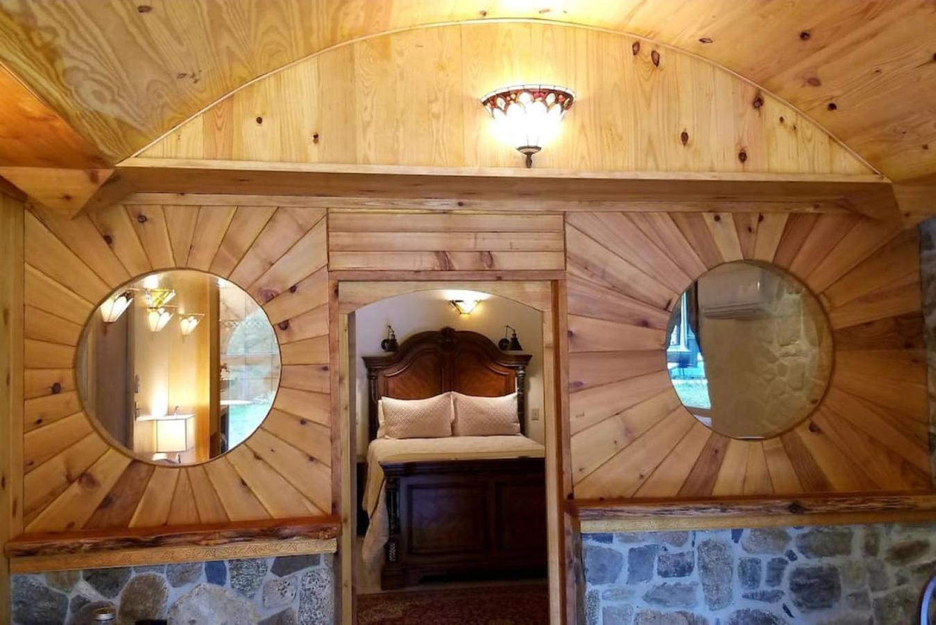 Stanardsville Shire Suite At White Lotus Eco Spa Retreat מראה חיצוני תמונה