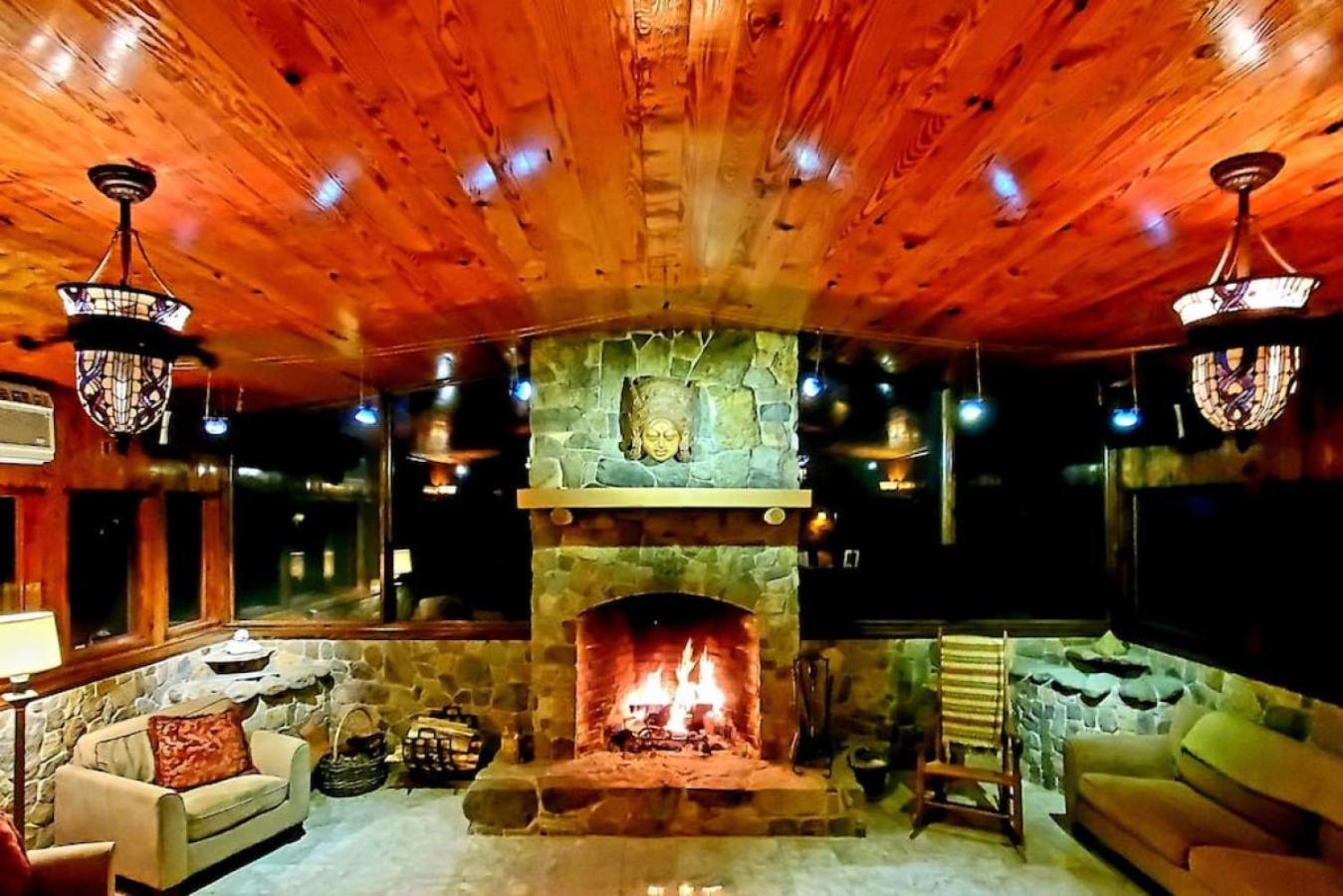 Stanardsville Shire Suite At White Lotus Eco Spa Retreat מראה חיצוני תמונה
